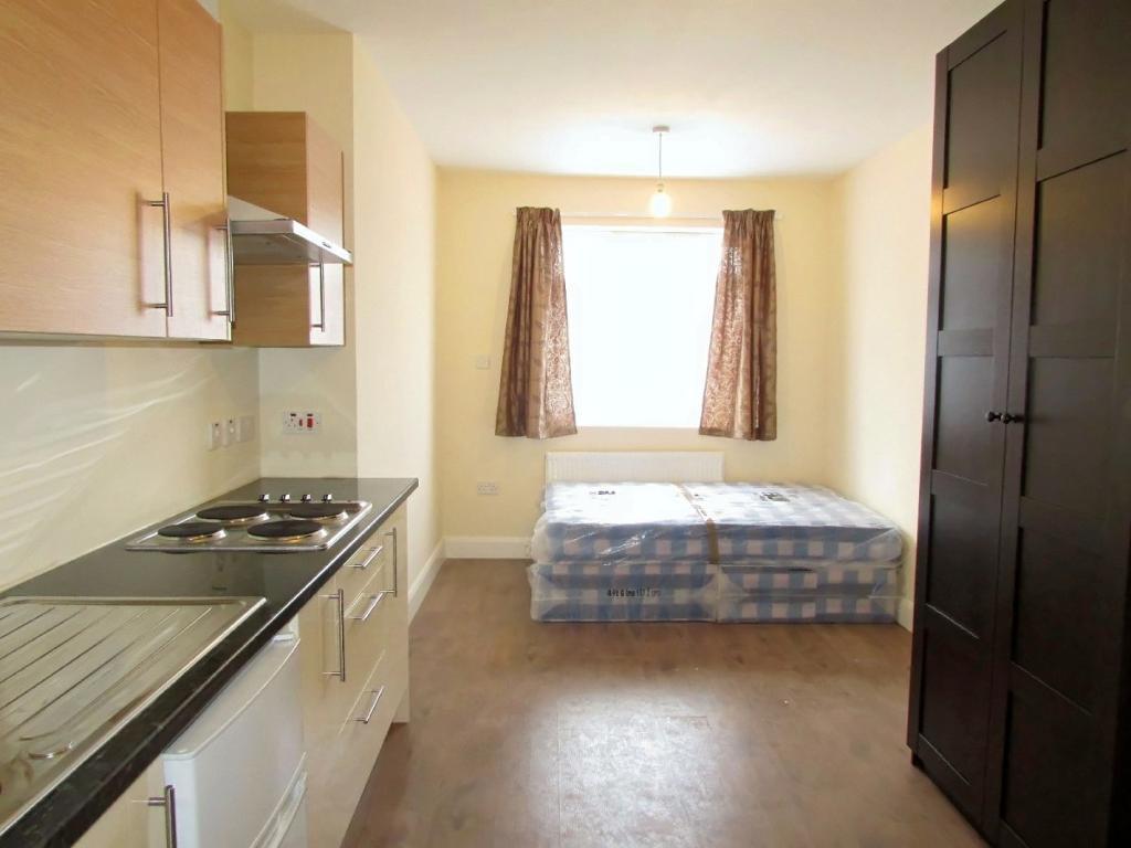 EALING ROAD, WEMBLEY, MIDDLESEX, HA0 4TH