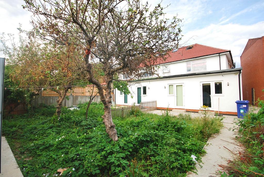 PARK DRIVE, NORTH HARROW, HARROW, HA2 7LT